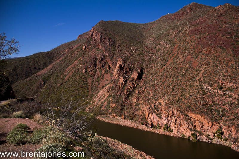 Exploring the Majesty of the Roosevelt Dam: A Photo Journey through Arizona's Iconic Landmark